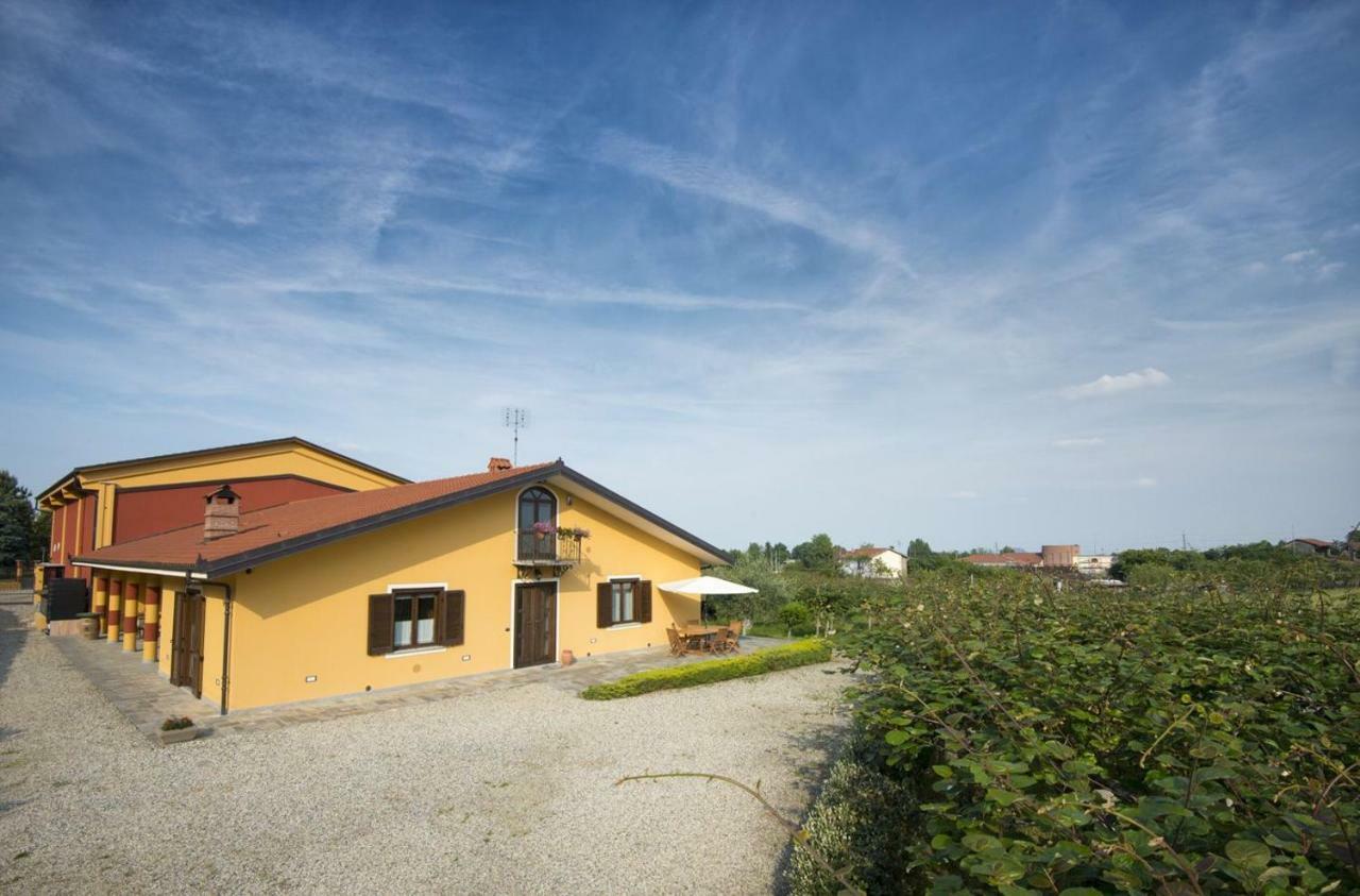 Agrialpi by Salfrutta Bed and Breakfast Bricherasio Esterno foto